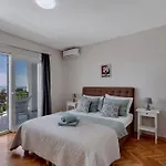 Mia Mirela